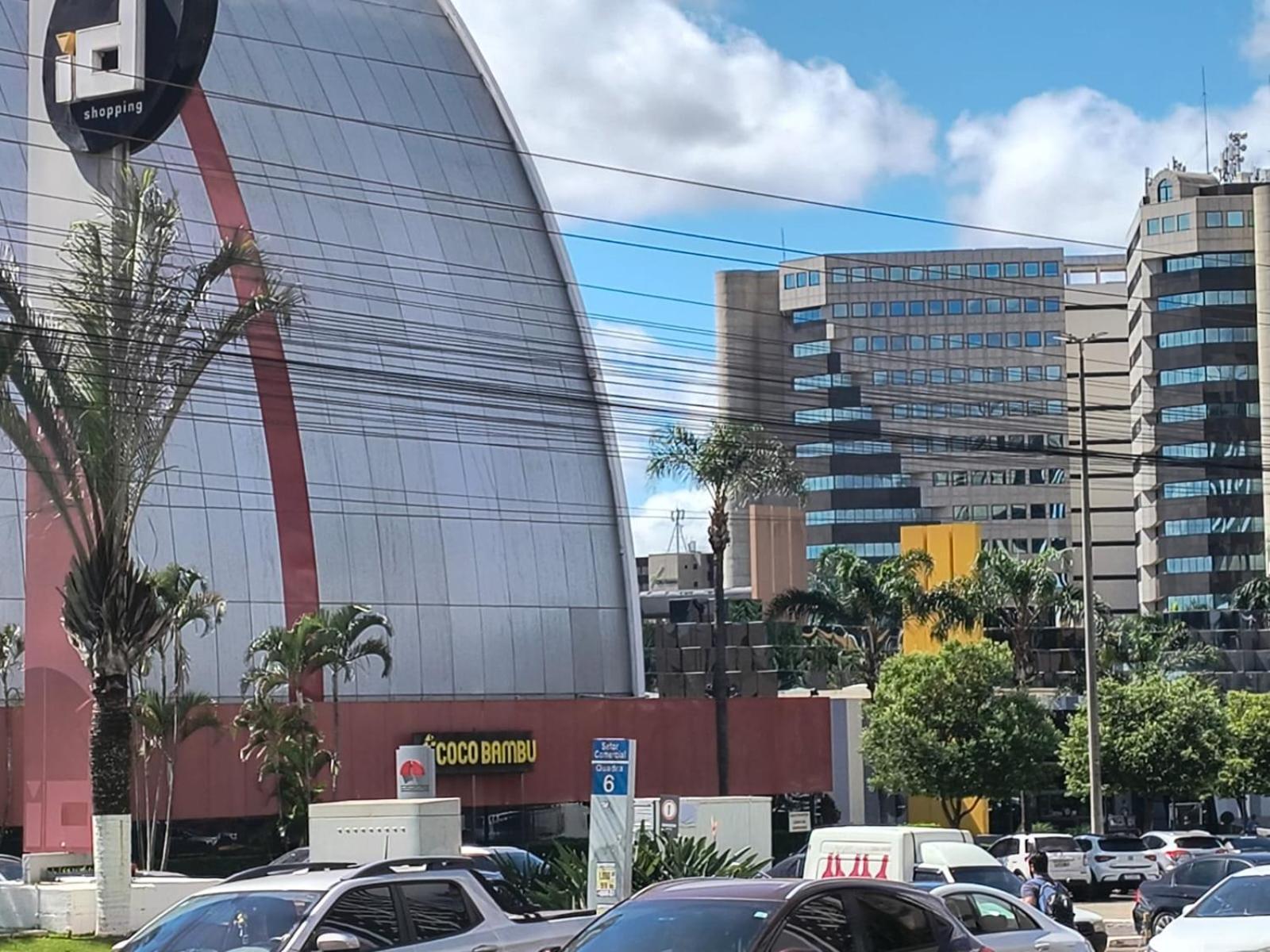 Hotel Grand Mercure Flat Particular Com Varanda, Garagem E Wi-Fi Brasilia Exterior foto
